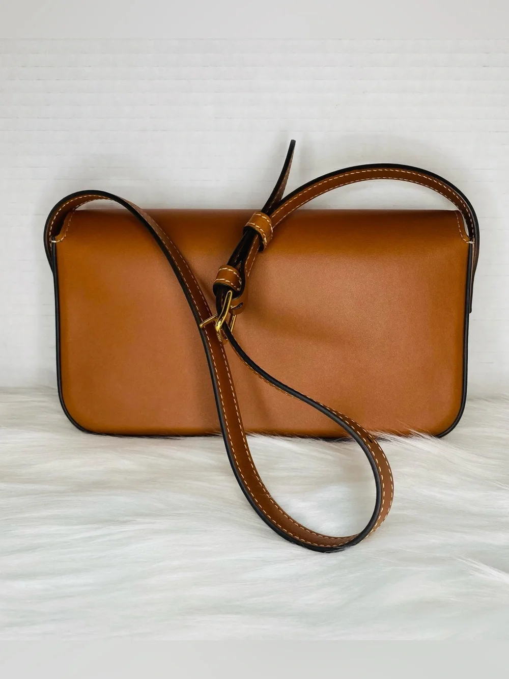 Celine Triomphe Cognac Leather Shoulder Bag with Gold - Picture 2 of 8
